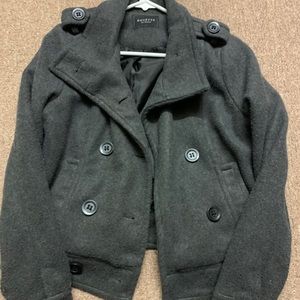 Women’s gray pea coat ! Short style
